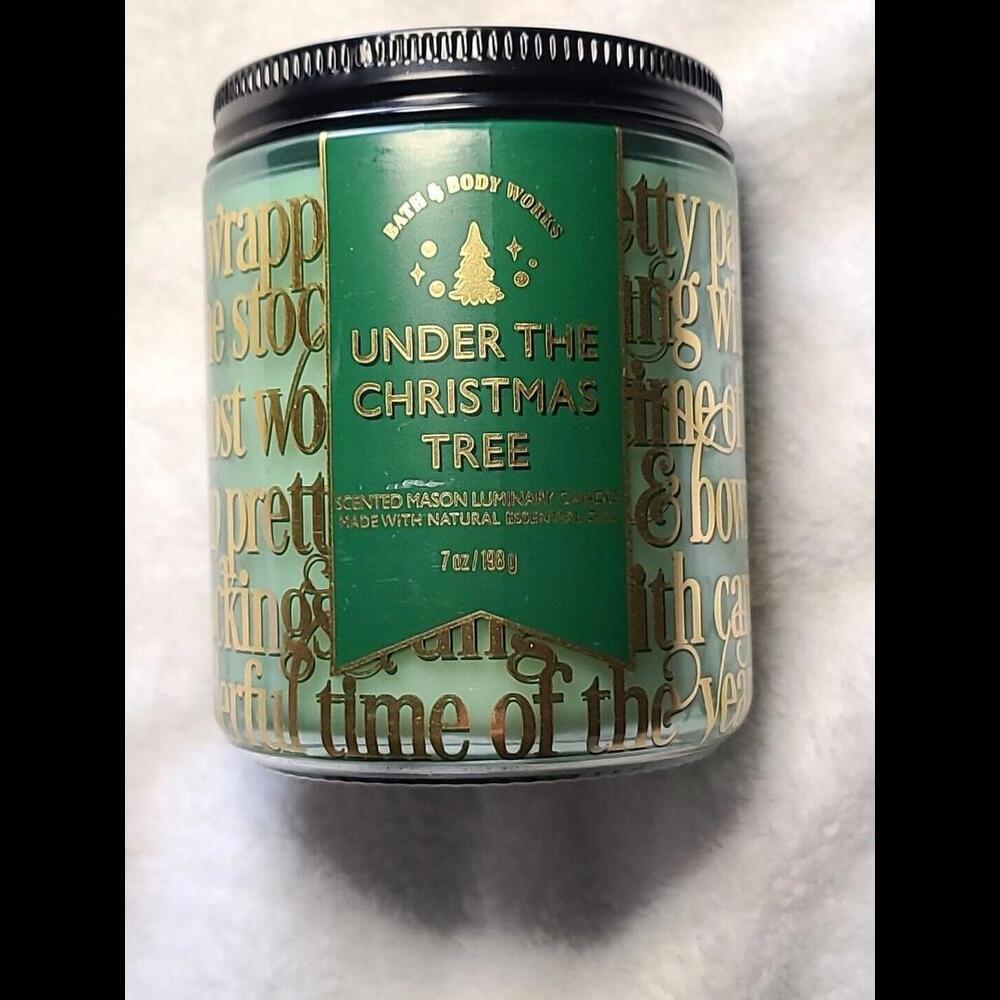 Bath & Body Works Under The Christmas Tree Scented Mason Luminary Single Wick Ne